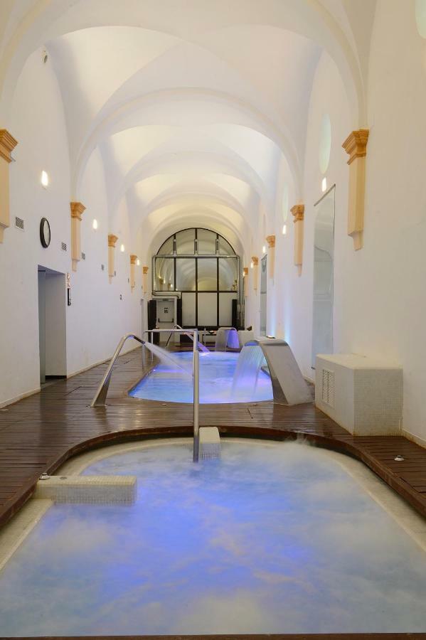 Monasterio De Piedra Hotel Nuévalos Екстериор снимка