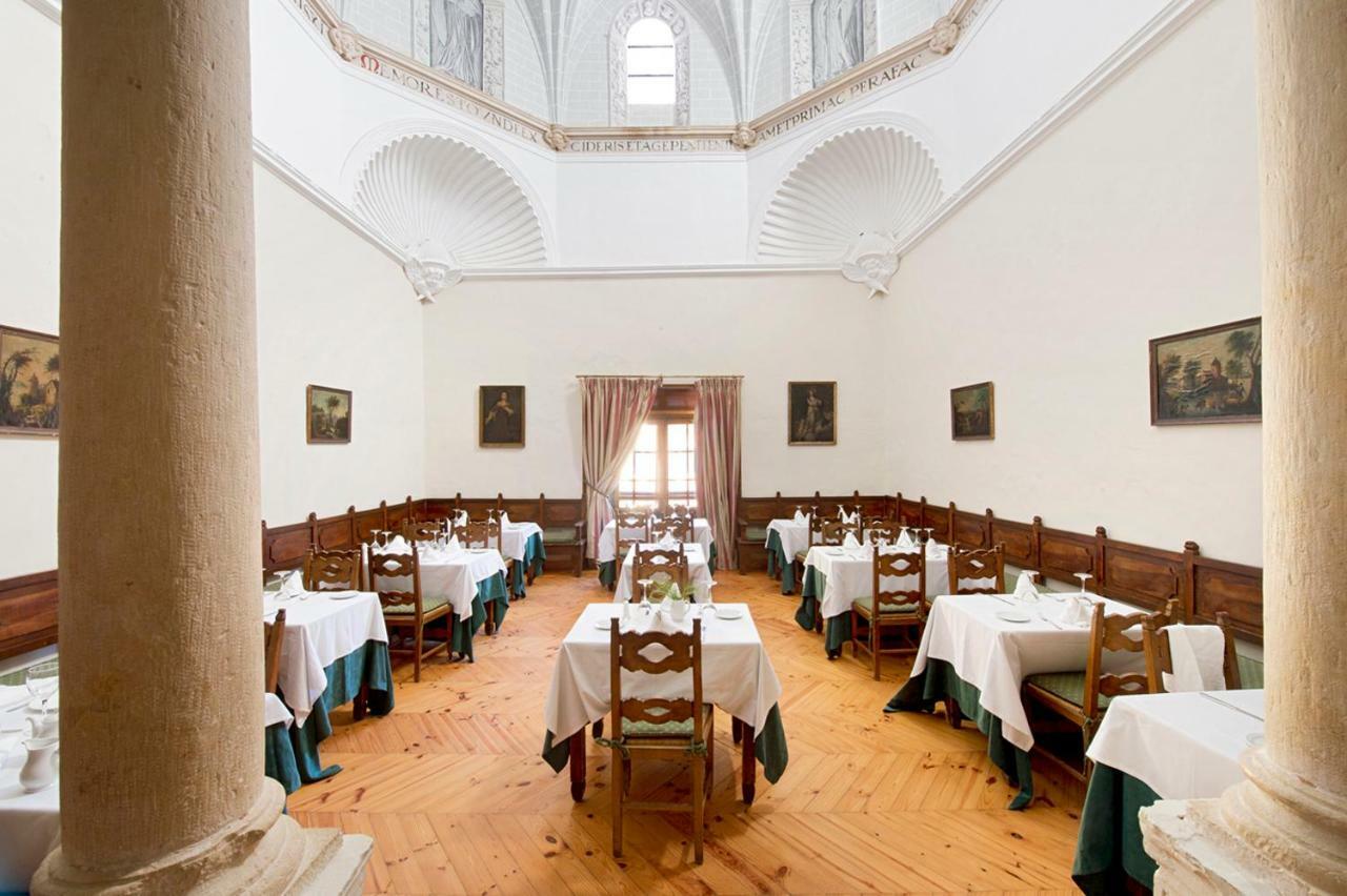 Monasterio De Piedra Hotel Nuévalos Екстериор снимка