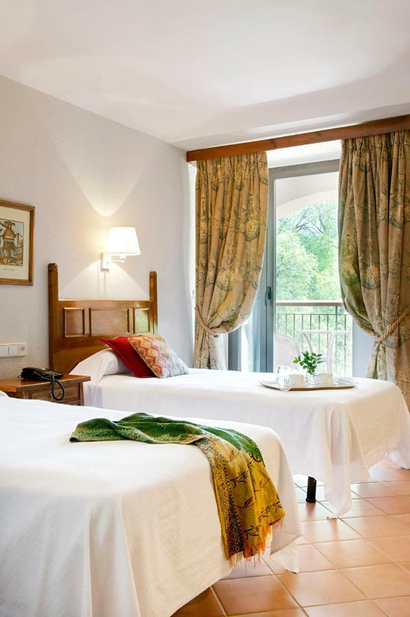 Monasterio De Piedra Hotel Nuévalos Екстериор снимка