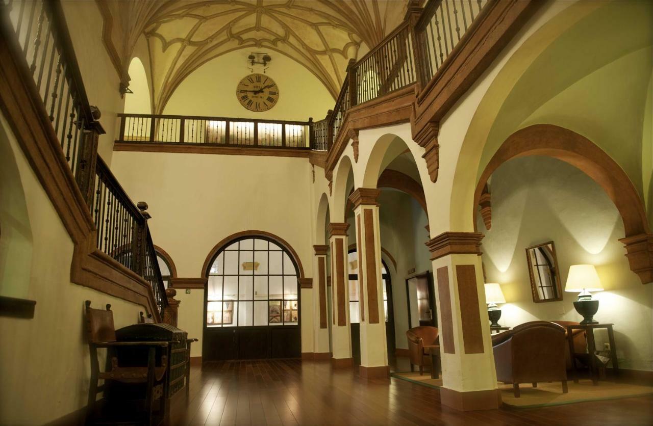 Monasterio De Piedra Hotel Nuévalos Екстериор снимка