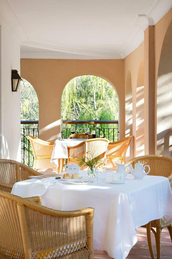 Monasterio De Piedra Hotel Nuévalos Екстериор снимка