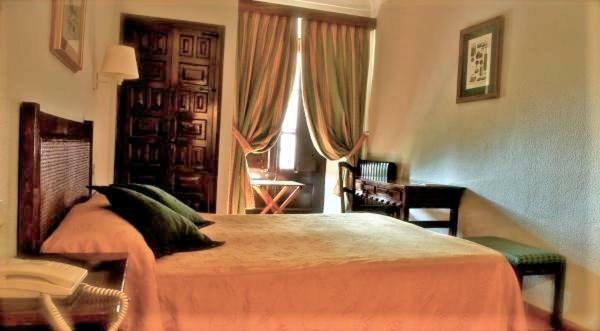 Monasterio De Piedra Hotel Nuévalos Екстериор снимка