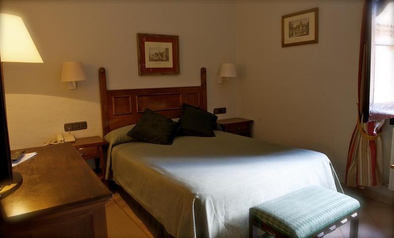 Monasterio De Piedra Hotel Nuévalos Екстериор снимка
